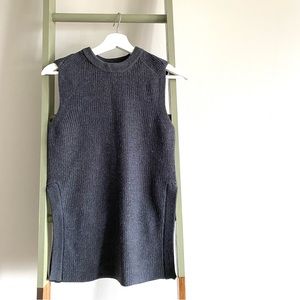 Aritzia Wilfred Sweater Vest